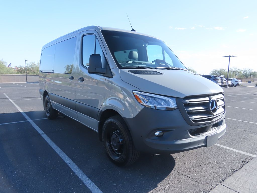 Thumbnail: 2026 Mercedes-Benz Sprinter - 3