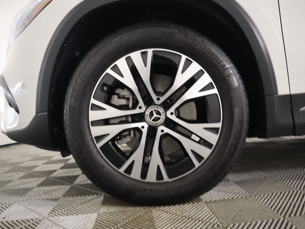 Thumbnail: 2025 Mercedes-Benz GLA - 30