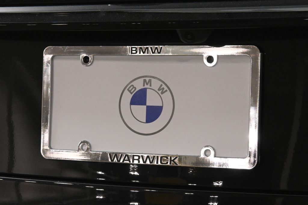 Thumbnail: 2027 BMW X7 - 14