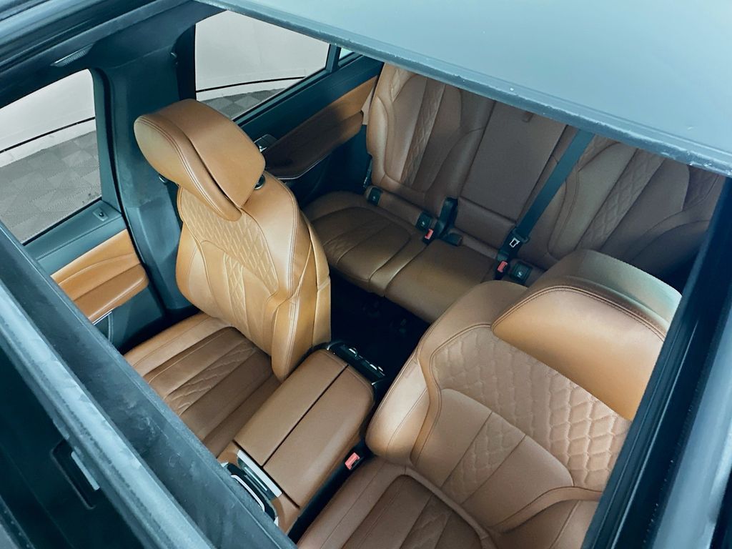 Thumbnail: 2024 BMW X7 - 22