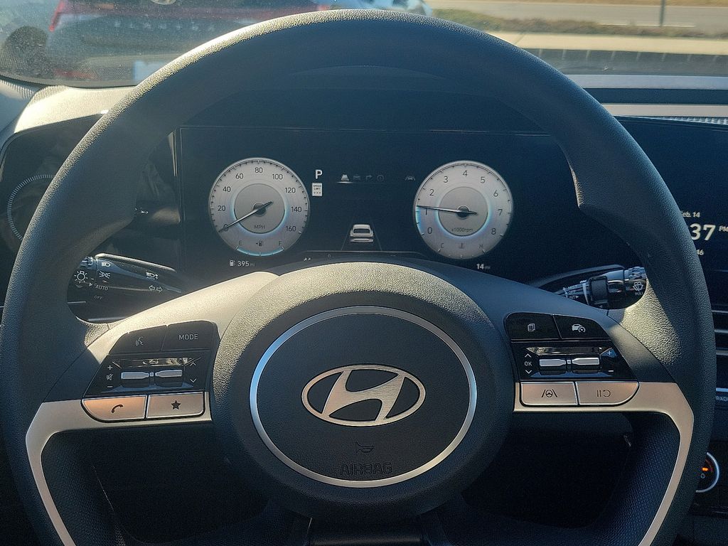 2025 Hyundai Elantra Sport 10