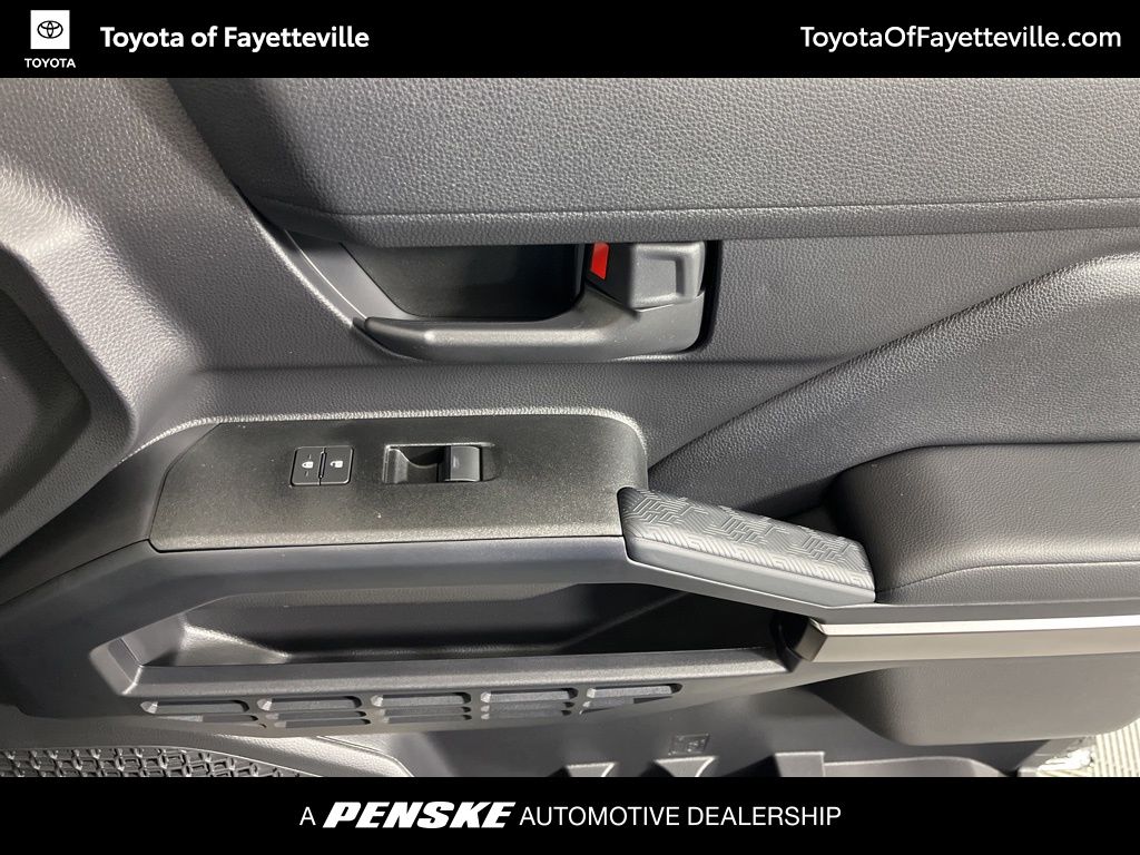 Thumbnail: 2025 Toyota 4Runner - 12