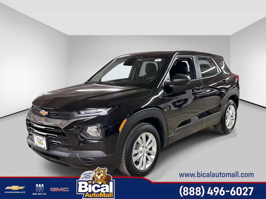 Mosaic Black Metallic 2023 Chevrolet Trailblazer LS FWD SUV / Crossover Front-Wheel Drive Continuously Variable Transmission