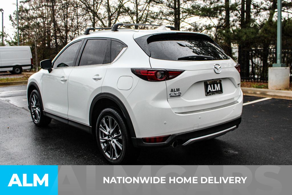 2021 Mazda CX-5 Signature photo 3