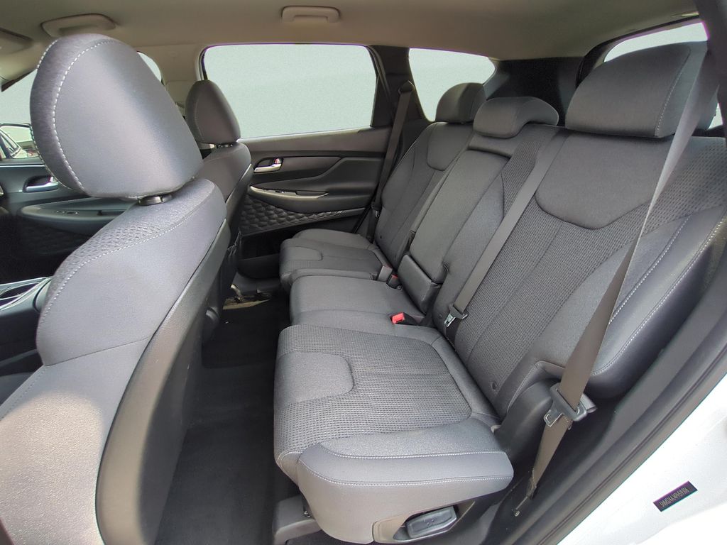 Used 2023 White Hyundai SEL image 10