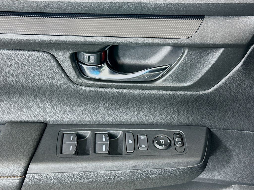 Thumbnail: 2026 Honda CR-V - 17