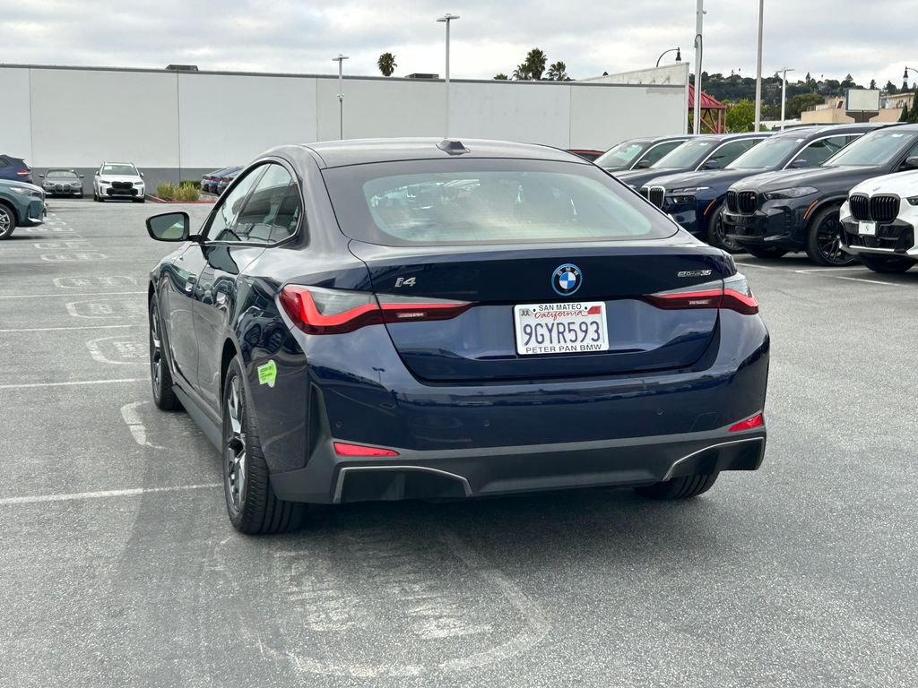 Thumbnail: 2023 BMW i4 - 3