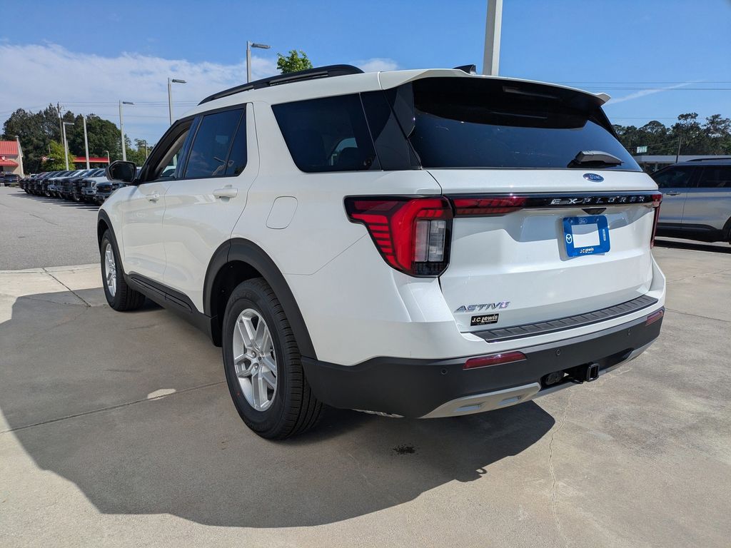 2026 Ford Explorer Active
