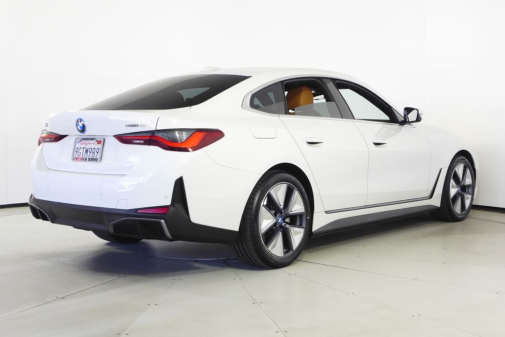 Thumbnail: 2023 BMW i4 - 7