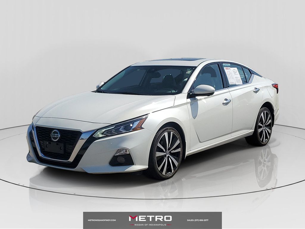 White 2021 Nissan Altima Sedan All-Wheel Drive Continuously Variable Transmission