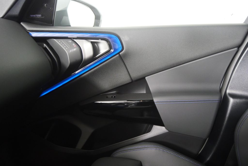 Thumbnail: 2026 BMW X3 - 22