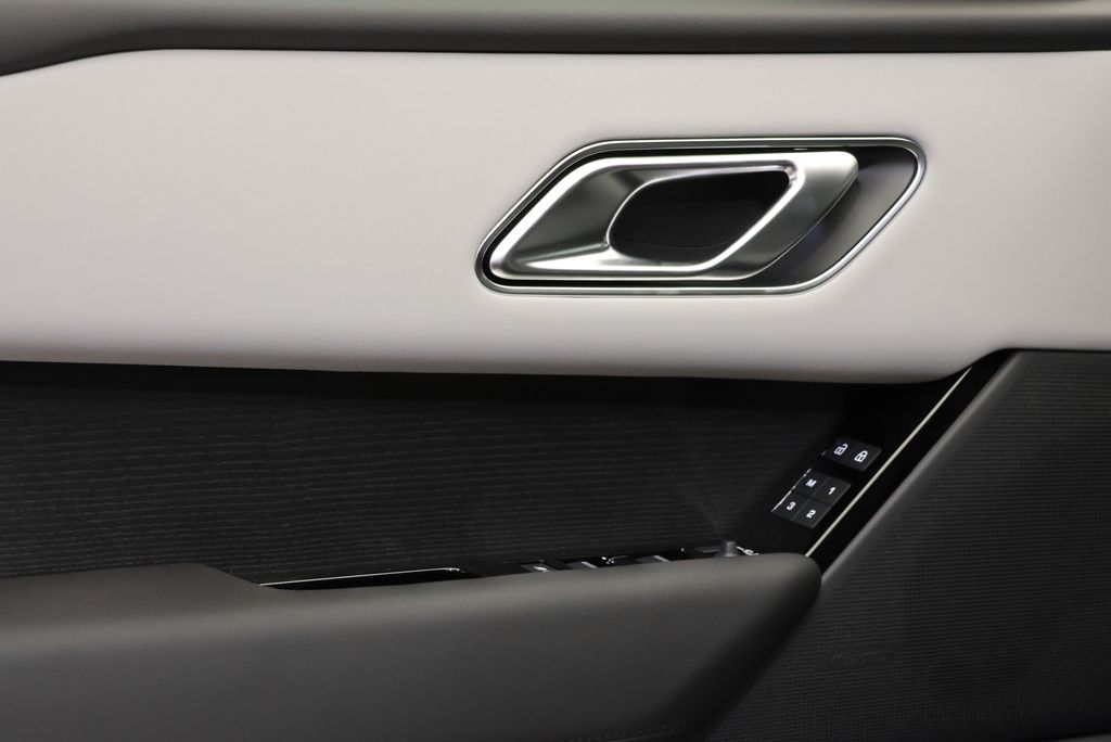 Thumbnail: 2026 Land Rover Range Rover Velar - 29