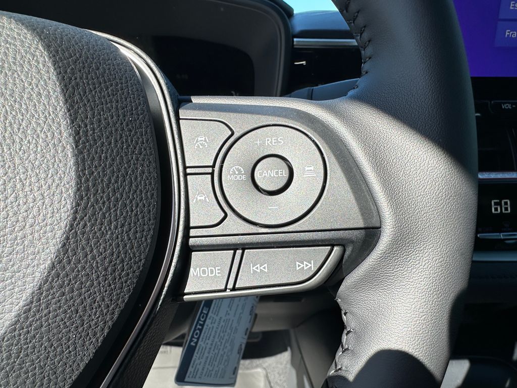 2025 Toyota Corolla Hybrid SE