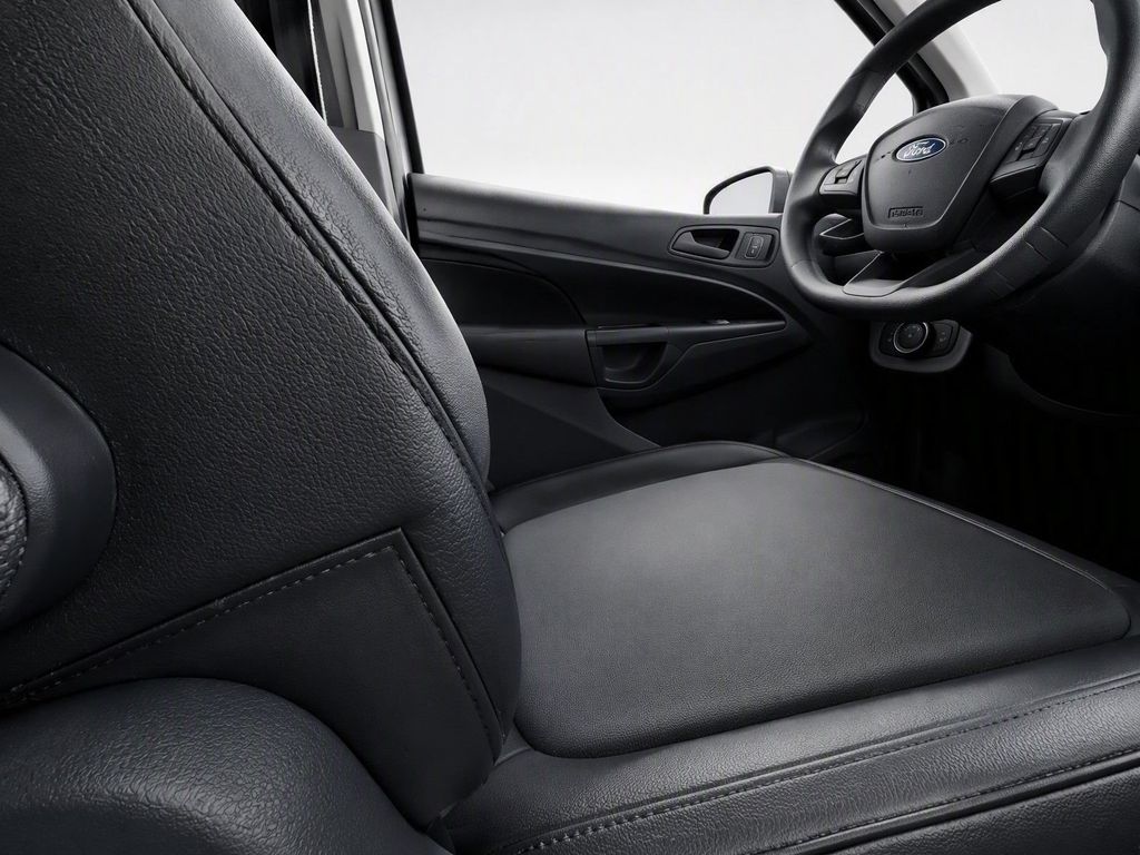Used 2021 Frozen White Ford XL image 11