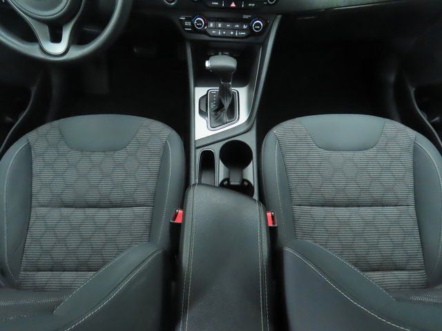 Thumbnail: 2019 Kia Niro - 16