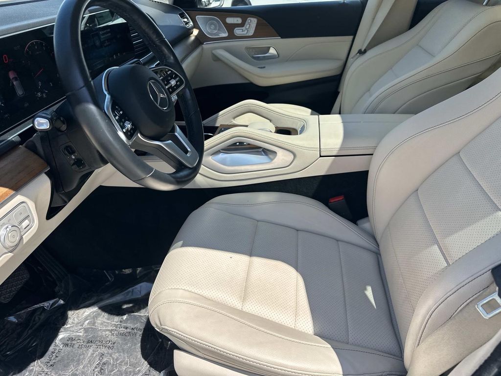 Thumbnail: 2023 Mercedes-Benz GLE - 15