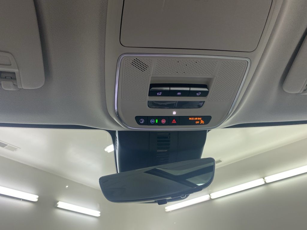 2025 Buick Enclave Avenir photo