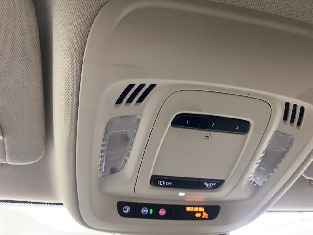 2021 Buick Envision Essence photo