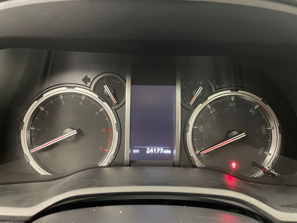 2023 Toyota 4Runner TRD Off Road 24