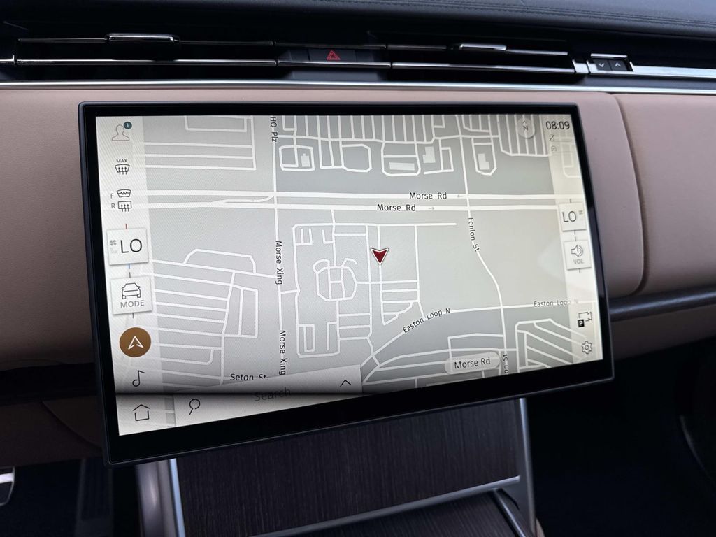 New 2026 Green Land Rover SE image 29
