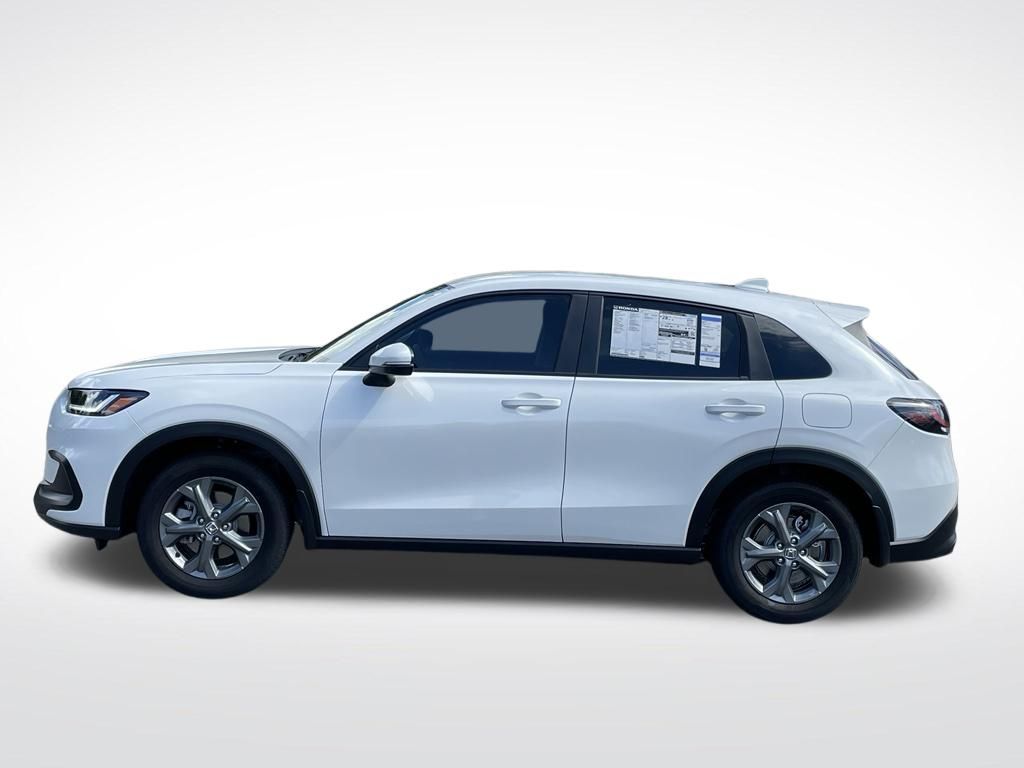 Thumbnail: 2027 Honda HR-V - 2