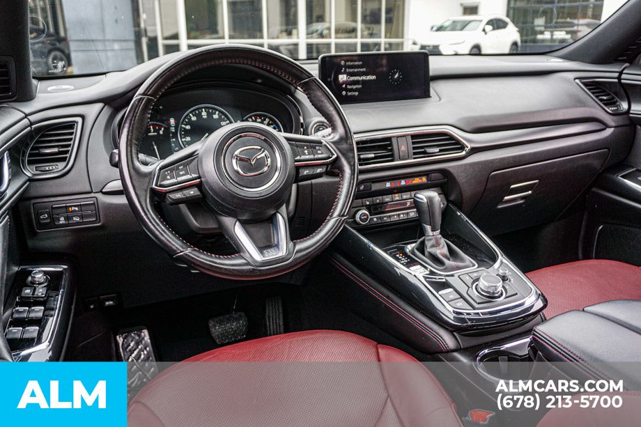 Used 2022 Gray Mazda Carbon Edition image 29