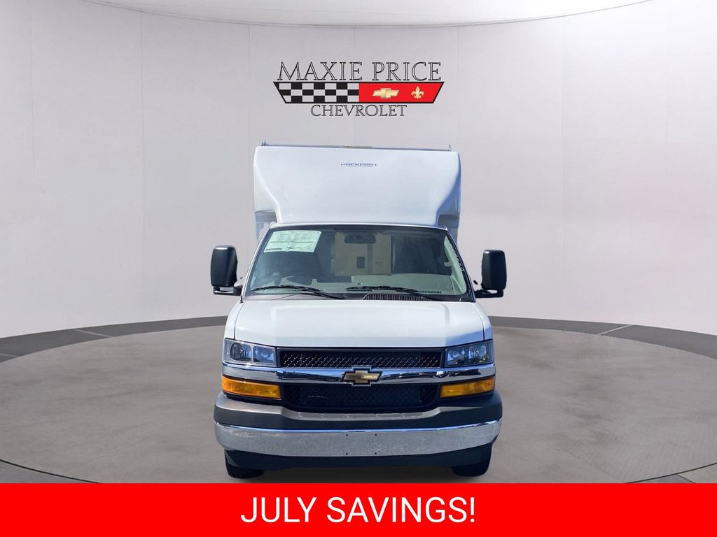 New 2025 Chevrolet Express 3500 Coupe