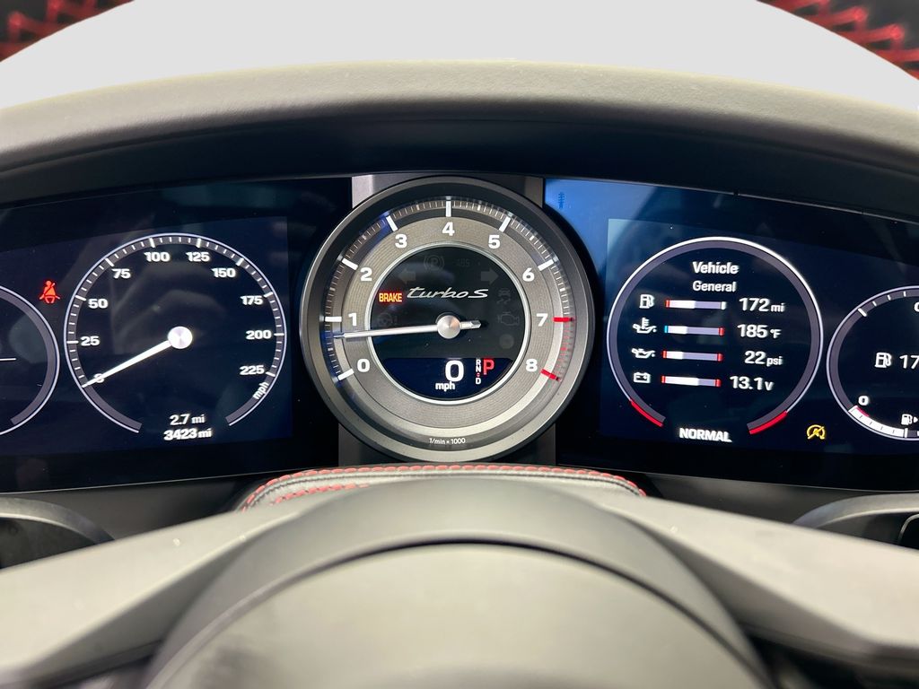 Thumbnail: 2022 Porsche 911 - 32