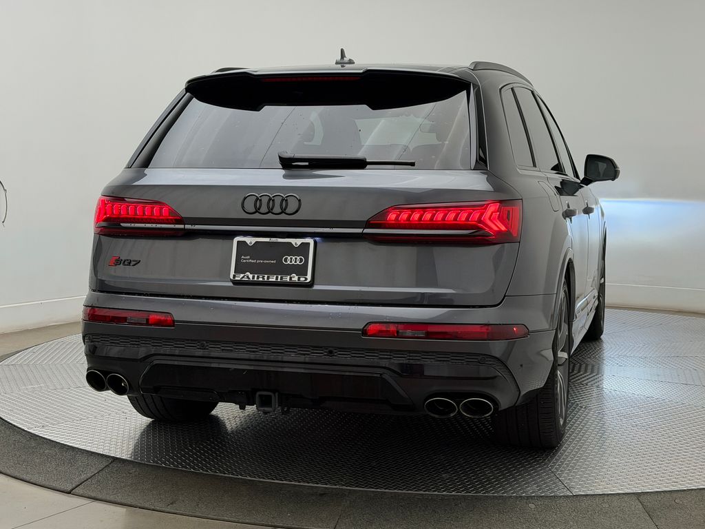 Thumbnail: 2023 Audi SQ7 - 8