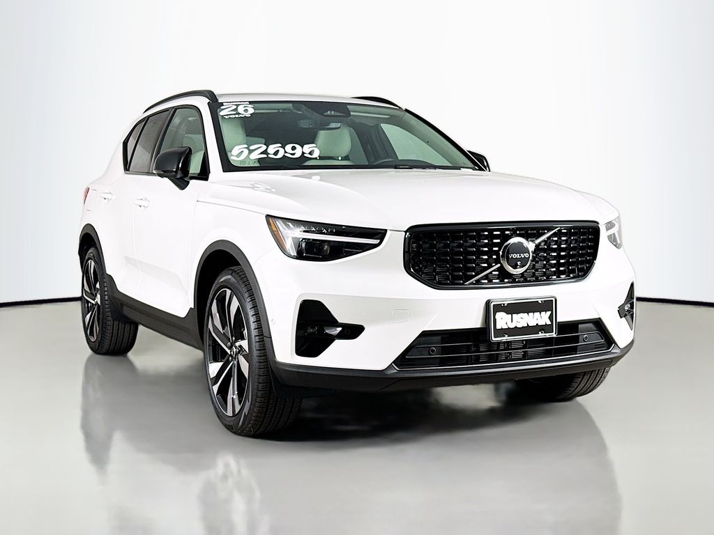 Crystal White 2026 Volvo XC40 B5 Ultra AWD SUV / Crossover All-Wheel Drive Automatic