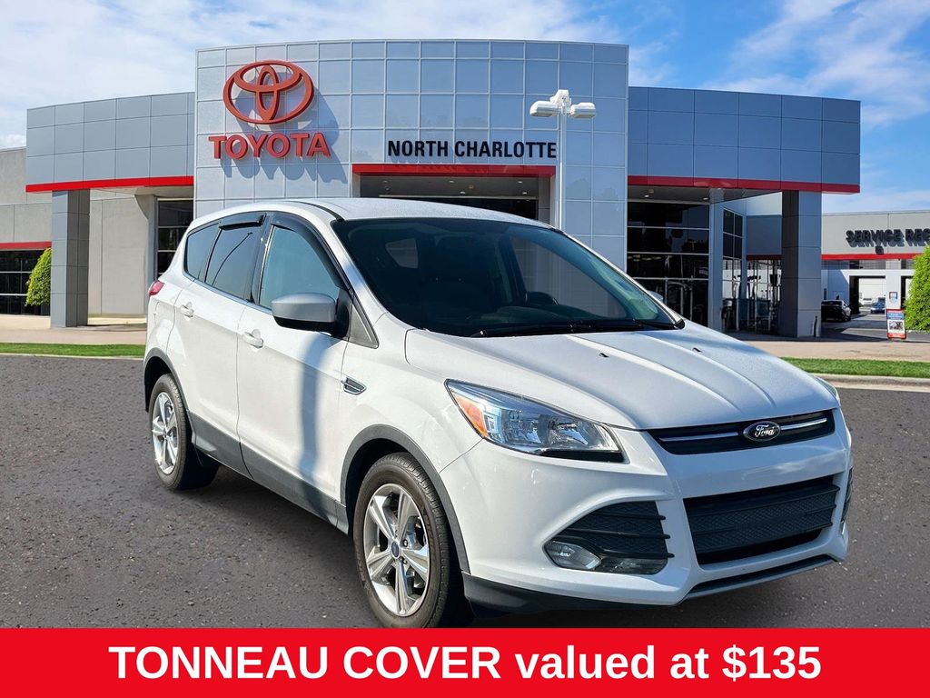 Oxford White 2014 Ford Escape SUV / Crossover Front-Wheel Drive 6-Speed Automatic