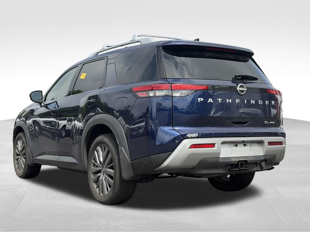 2024 Nissan Pathfinder SL 4WD