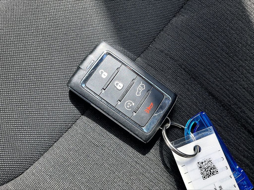 2022 Jeep Grand Cherokee — photo 11
