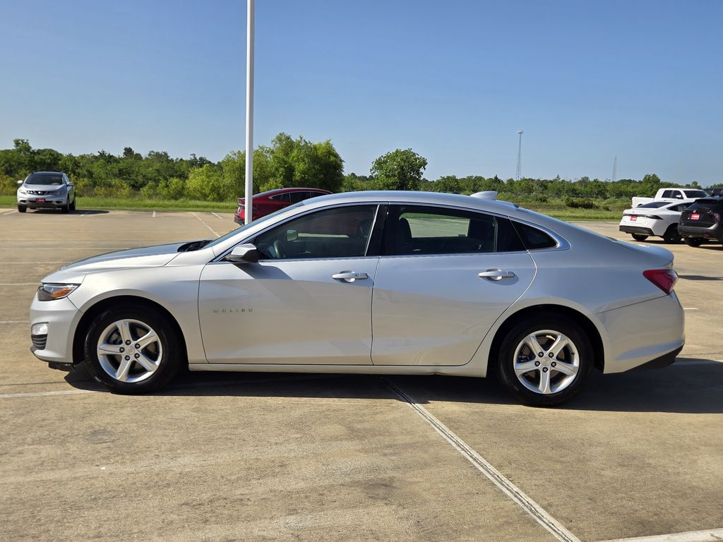 2022 Chevrolet Malibu LT - 6