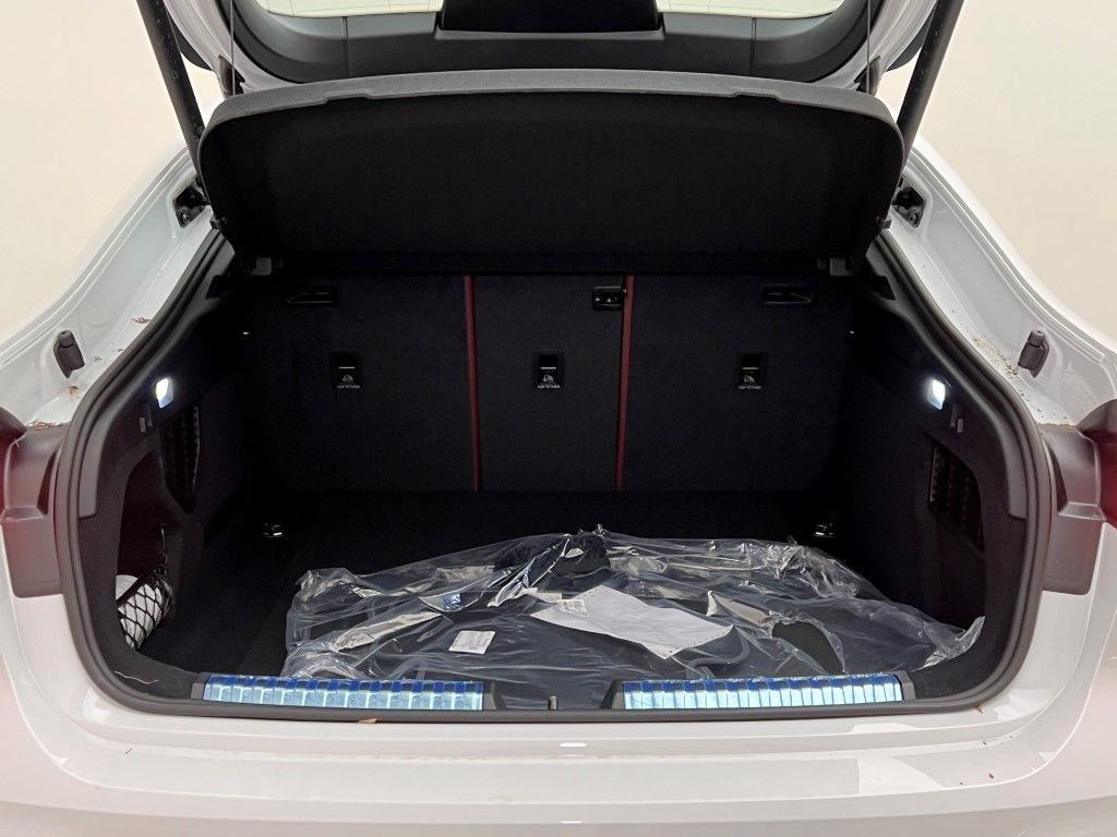 Thumbnail: 2025 Audi S5 - 9