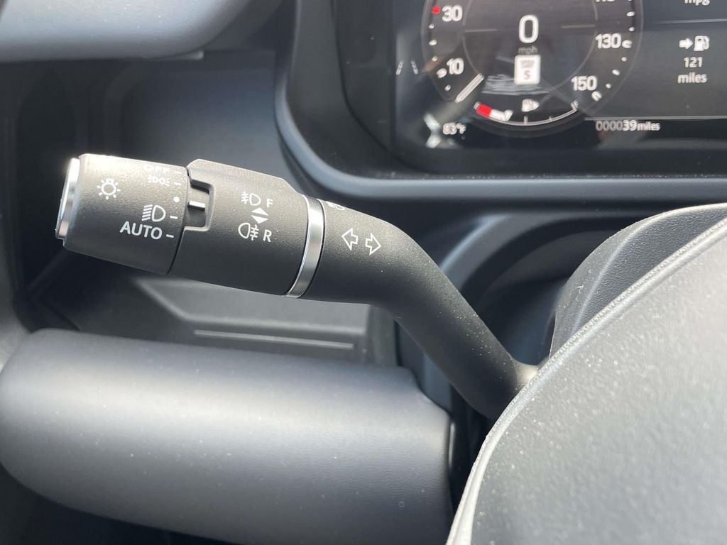 New 2026 Red Land Rover X-Dynamic SE image 37