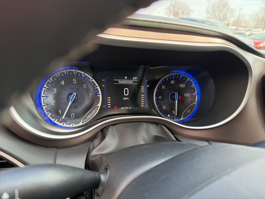 2023 Chrysler Voyager