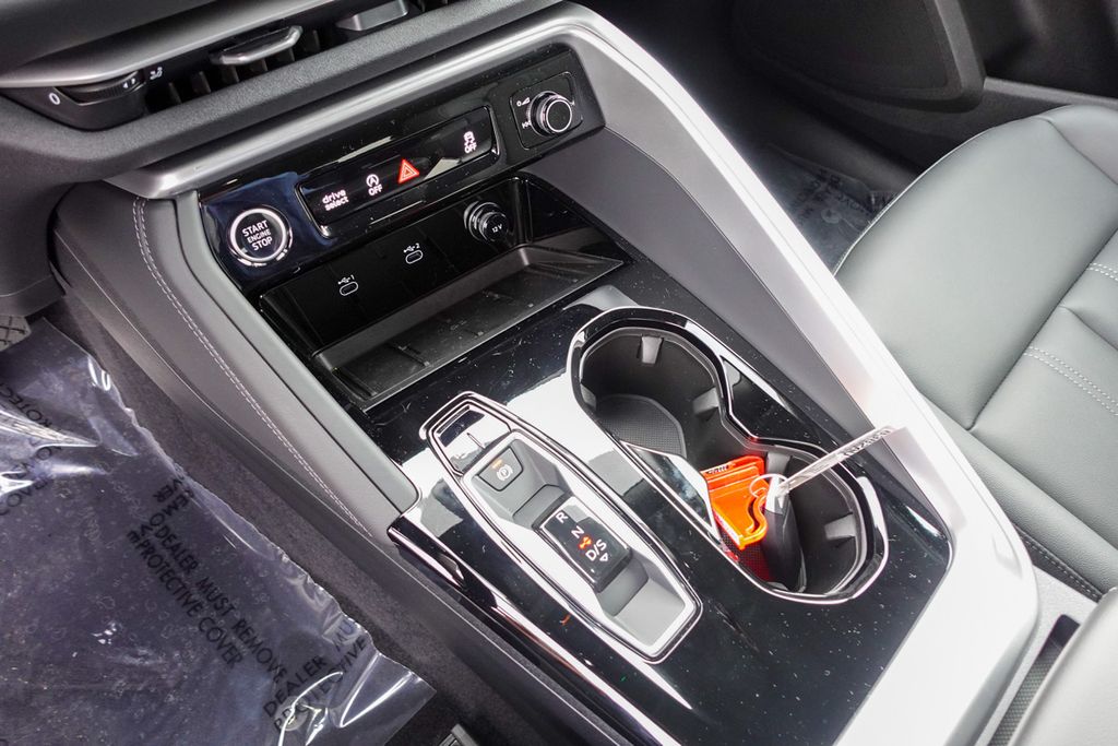 New 2025 White Audi 2.0T Premium image 20