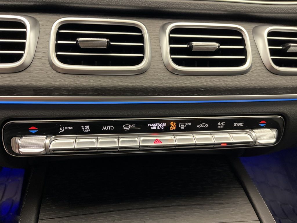 Thumbnail: 2026 Mercedes-Benz GLE - 19