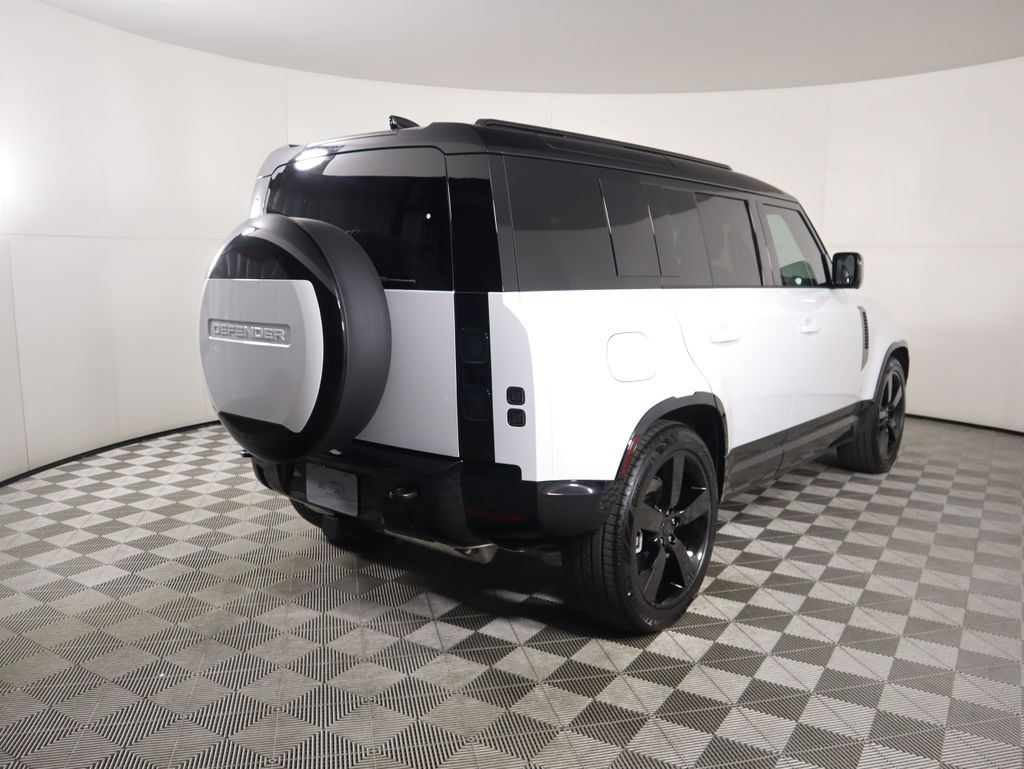 Thumbnail: 2026 Land Rover Defender - 5