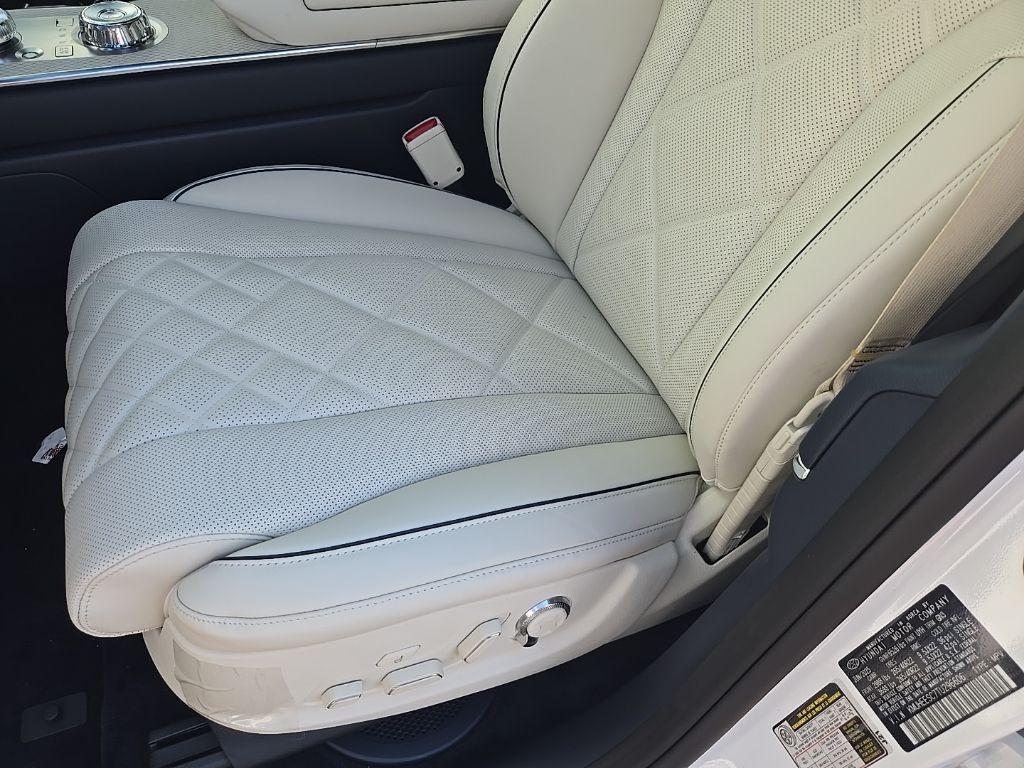 Thumbnail: 2026 Genesis GV80 - 15