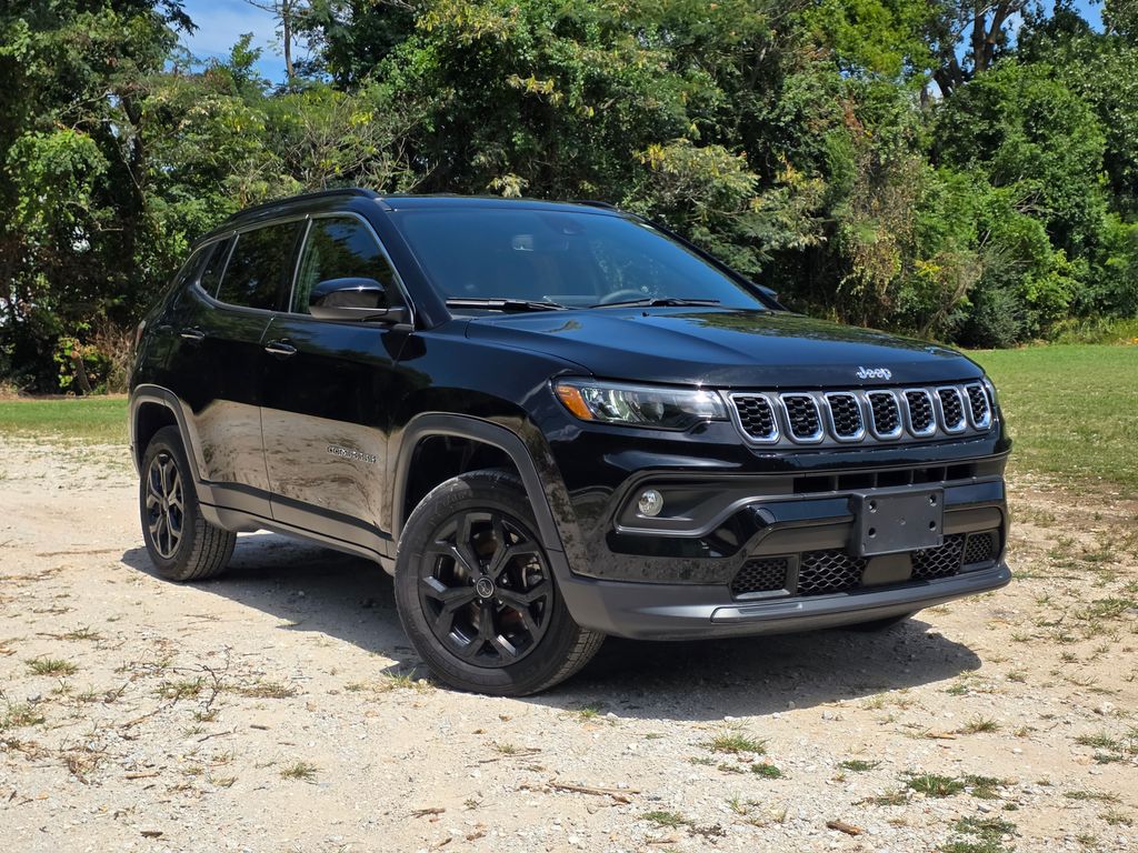 Diamond Black Crystal Pearlcoat 2025 Jeep Compass SUV / Crossover Four-Wheel Drive 8-Speed Automatic