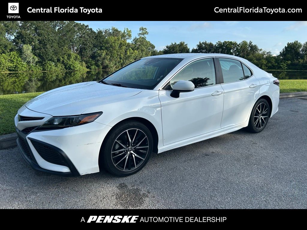 2021 Toyota Camry SE -
                  Orlando, FL