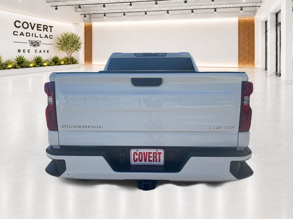Used 2024 White Chevrolet Custom image 12