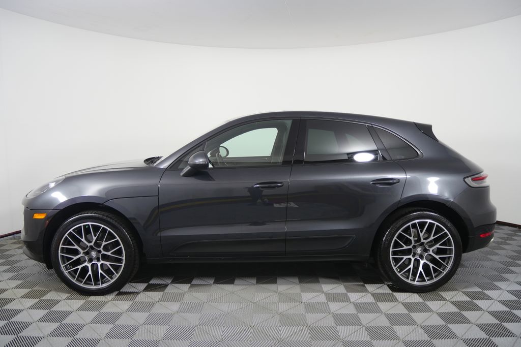 Thumbnail: 2020 Porsche Macan - 6