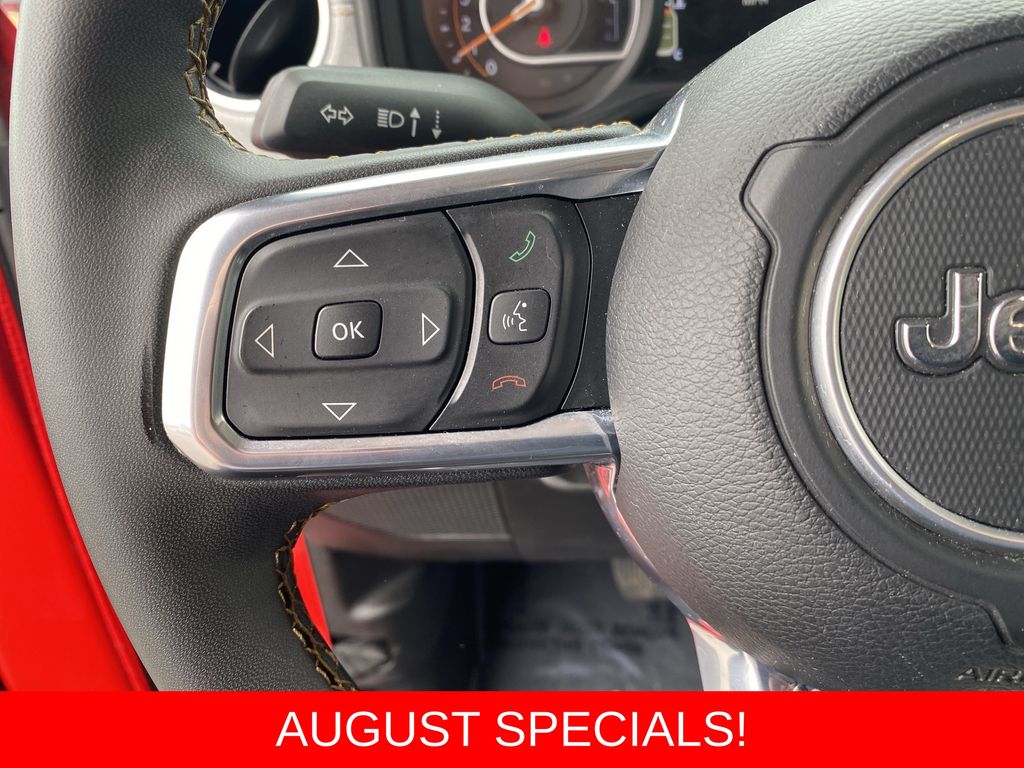 Used 2025 Jeep Wrangler SUV