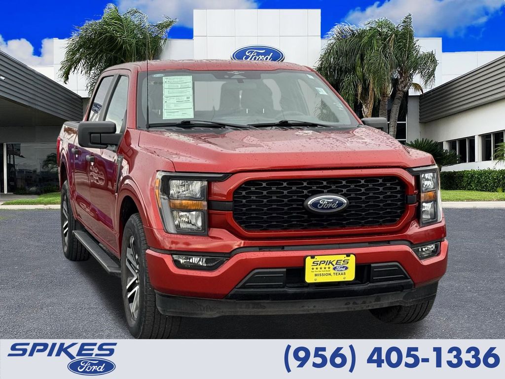 Hot Pepper Red Metallic Tinted Clearcoat 2023 Ford F-150 XL SuperCrew RWD Pickup Truck 4X2 Automatic