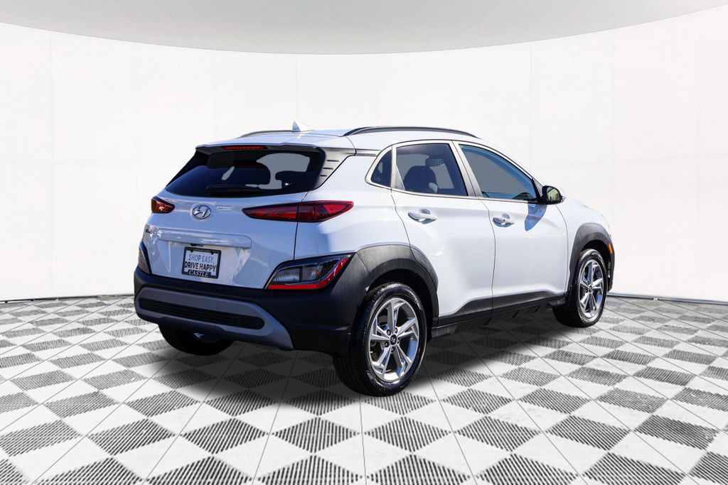 2022 Hyundai Kona SEL 8