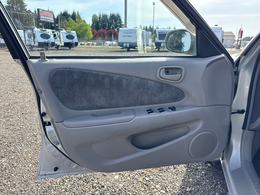 2000 Silver Stream Opal Toyota Corolla LE FWD Sedan