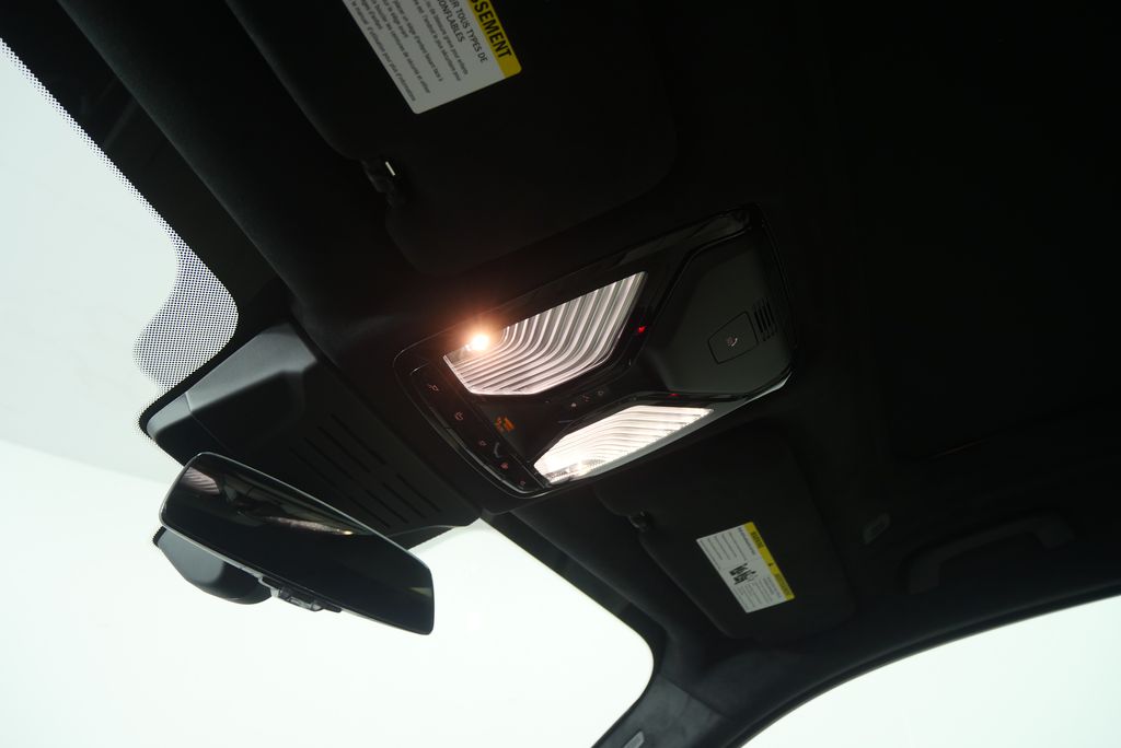 Thumbnail: 2026 BMW X7 - 22